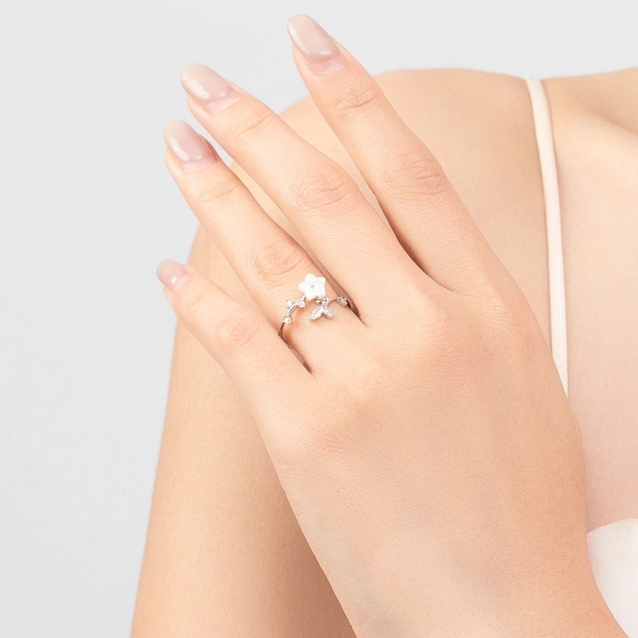 Sterling Silver Flower & Leaves Ring