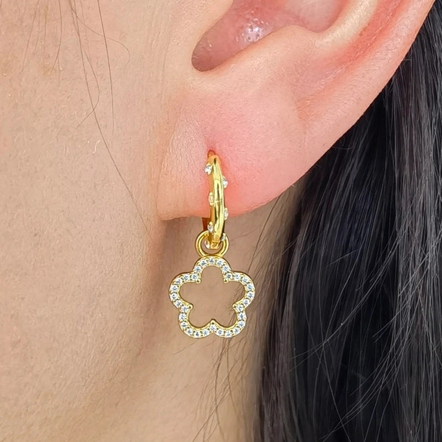 Sterling Silver Hollow Daisy Earrings