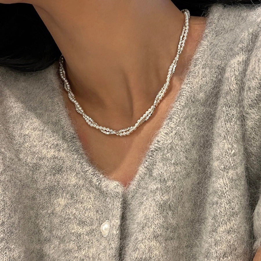 Sterling Silver Layered Pearl Necklace with Pendant