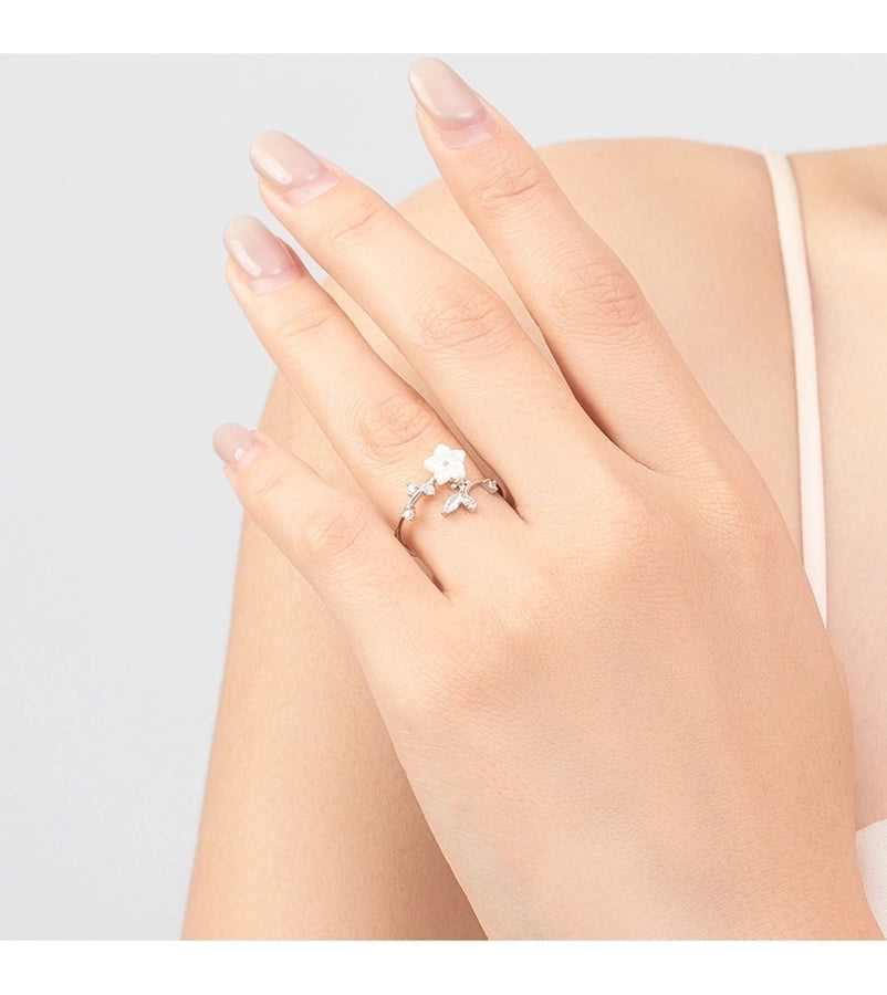 Sterling Silver Flower & Leaves Ring